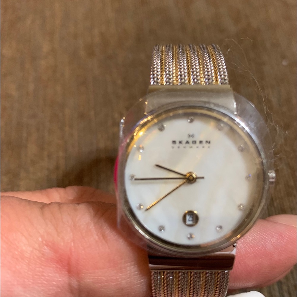 I’m selling skagen